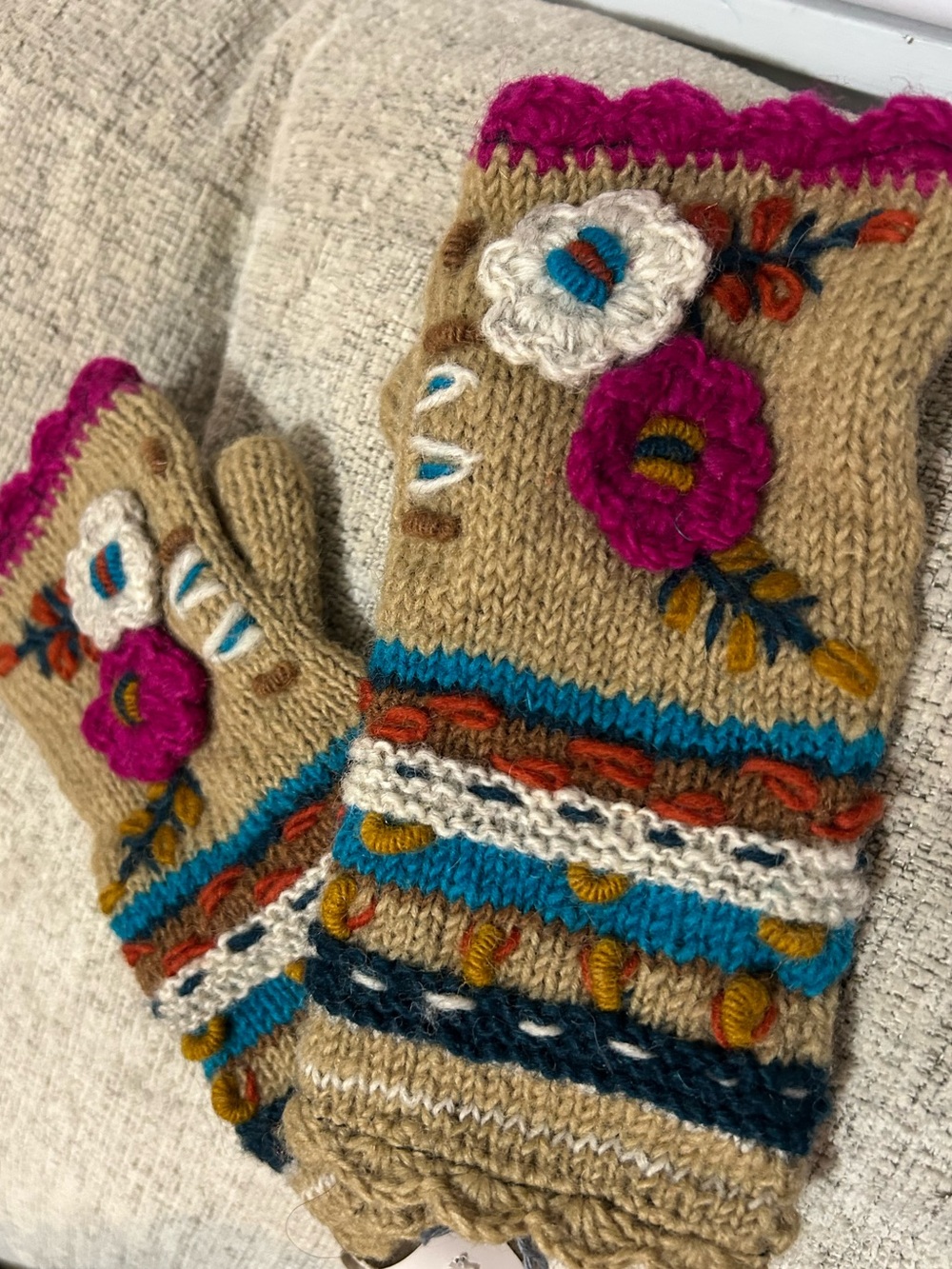 Handmade Wool Beige Floral Knit Mittens Embroidered Boho Cottagecore Fingerless